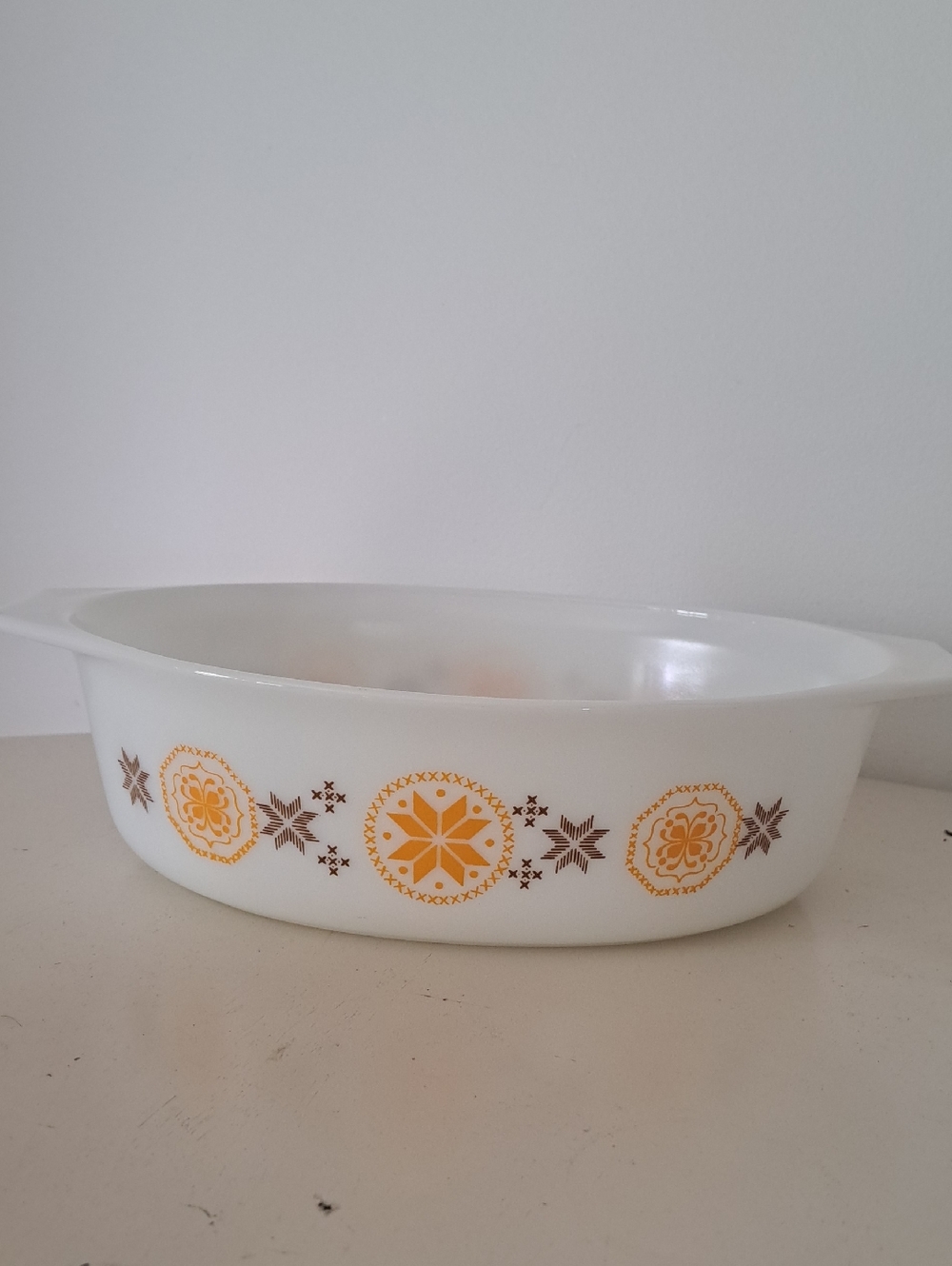Pyrex Vintage White Glass Casserole Dish Town and Country Pattern.  2. 1/2 Qt
